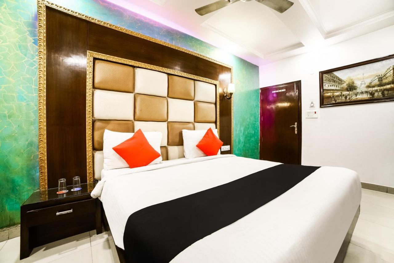 Capital O 6408 Hotel Delhi Heart New Delhi Extérieur photo