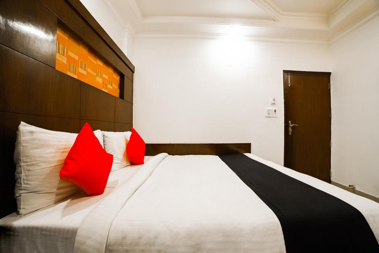 Capital O 6408 Hotel Delhi Heart New Delhi Extérieur photo