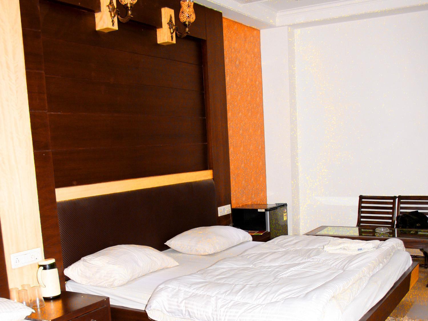 Capital O 6408 Hotel Delhi Heart New Delhi Extérieur photo