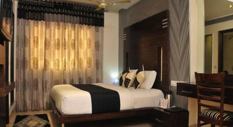 Capital O 6408 Hotel Delhi Heart New Delhi Extérieur photo
